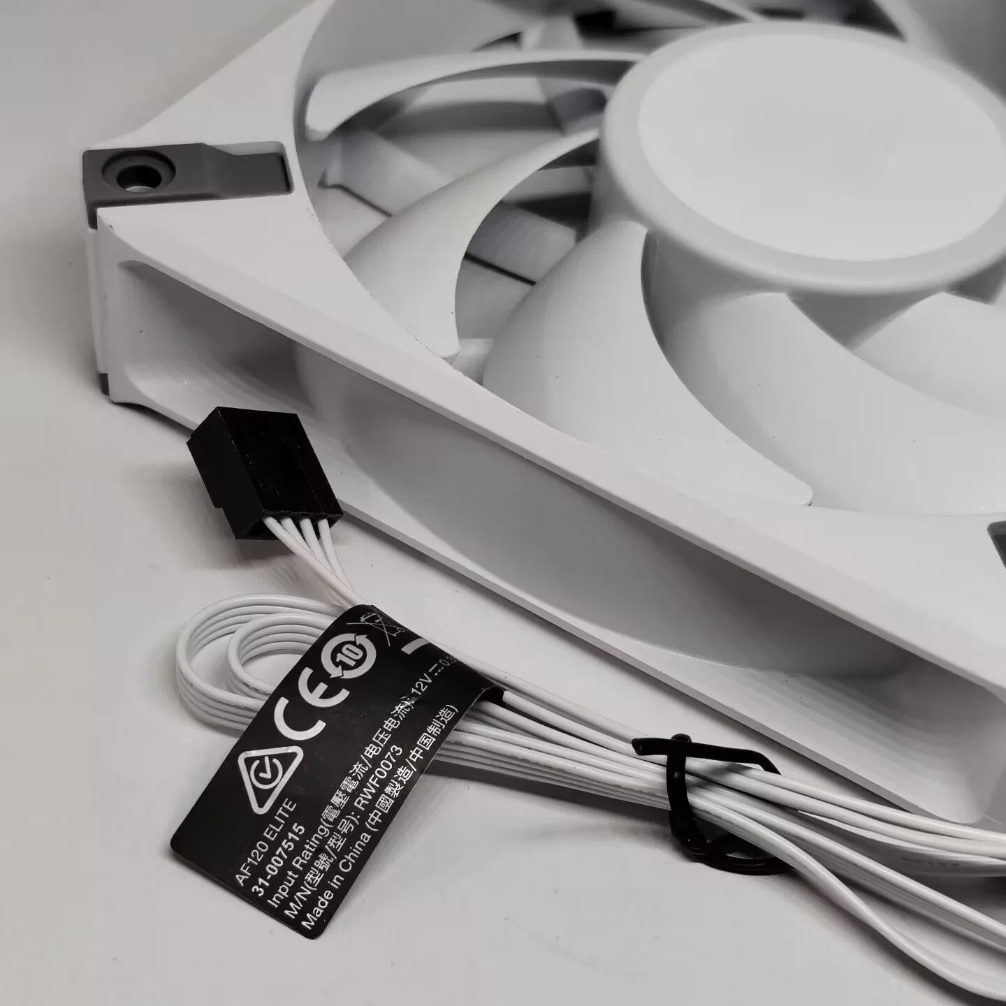 for Corsair AF120 ELITE Silent - Case Fan Controller recension och pris